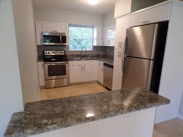 2210 NE 36th Street #A&b, Lighthouse Point, FL 33064 - #3
