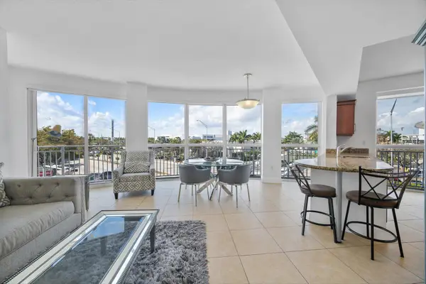 7270 SW 88th Street #B203, Miami, FL 33156