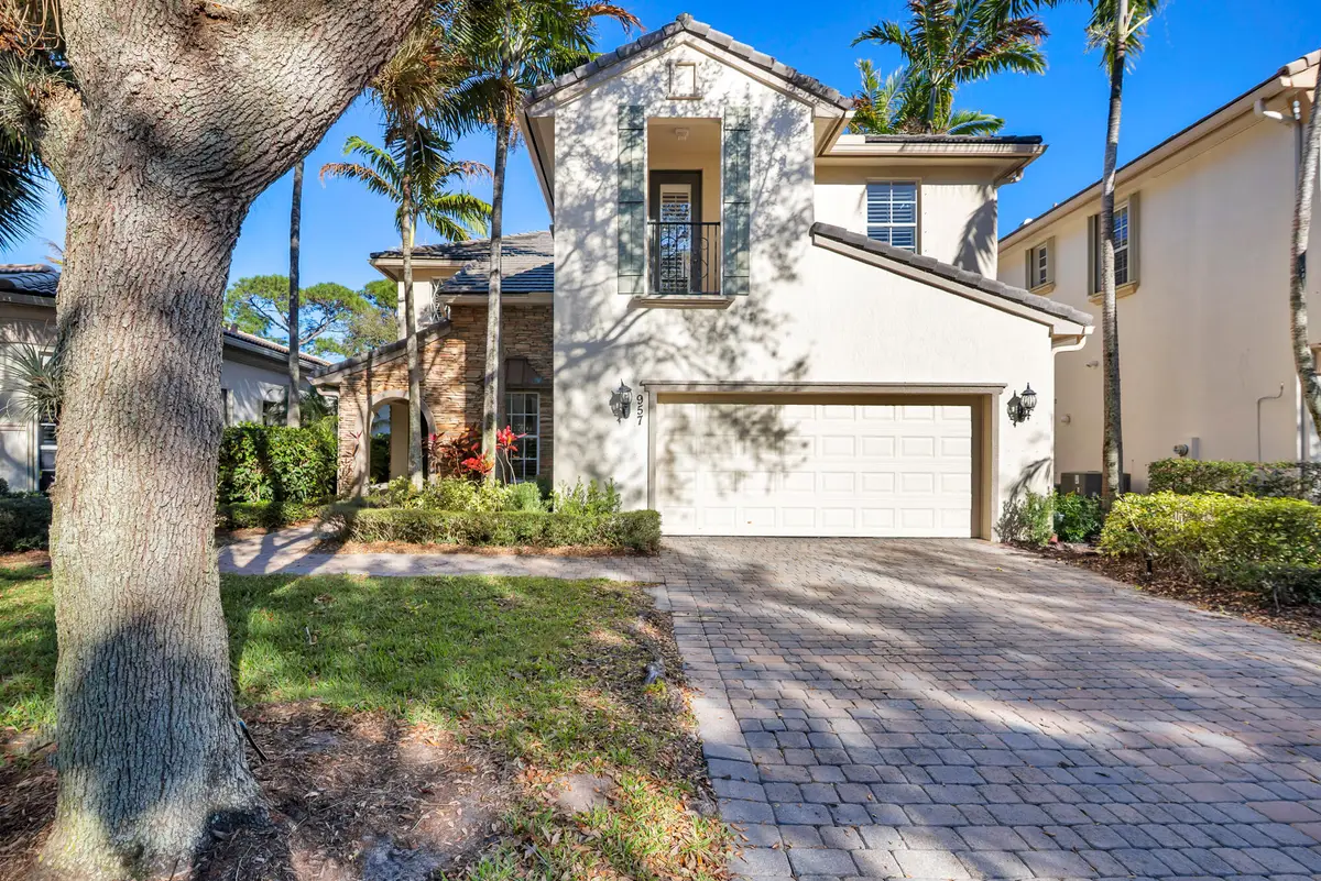 957 Mill Creek Drive, Palm Beach Gardens, FL 33410 - #1