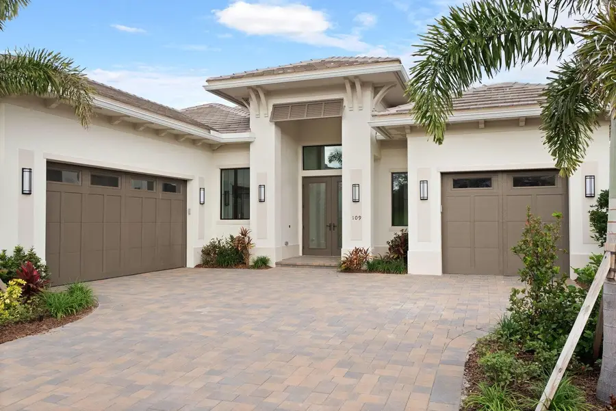 109 SE Via Verona, Port Saint Lucie, FL 34984 - #2
