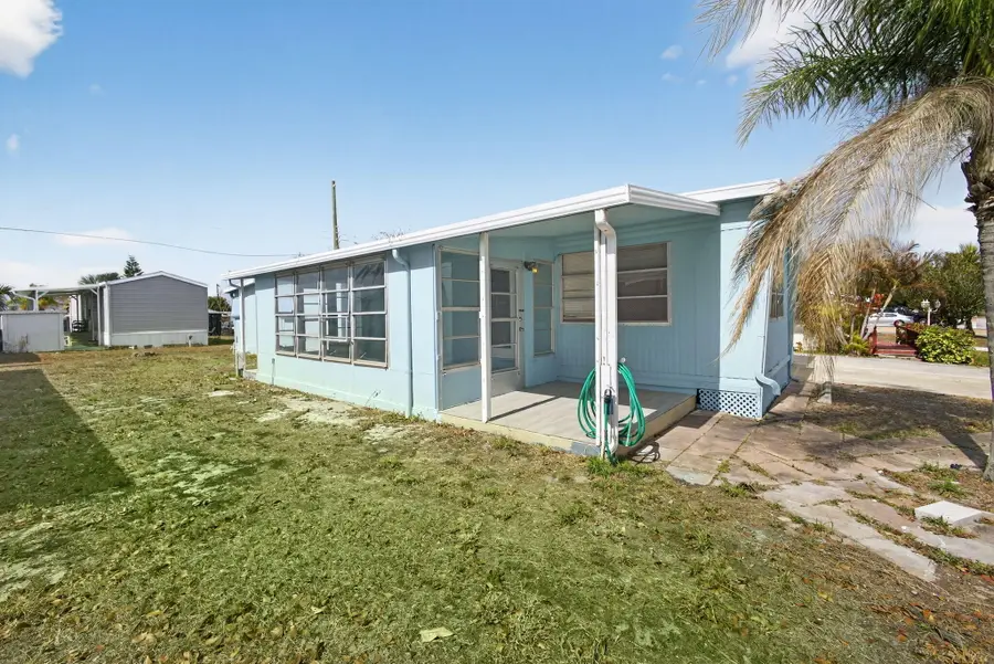 8420 SE Eagle Avenue, Hobe Sound, FL 33455 - #3