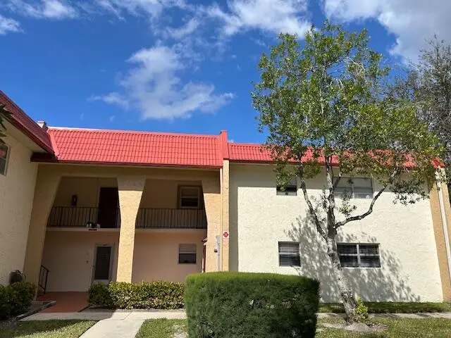 145 Lake Evelyn Drive, West Palm Beach, FL 33411 - #1