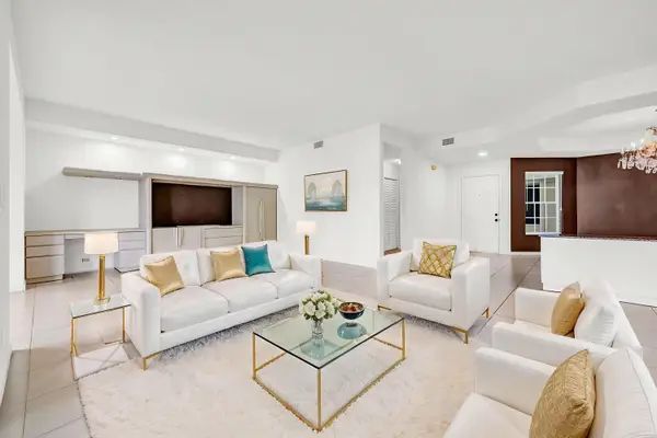 11571 Briarwood Circle #1, Boynton Beach, FL 33437