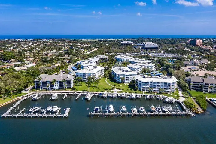 834 Bay Colony Drive S, Juno Beach, FL 33408 - #2