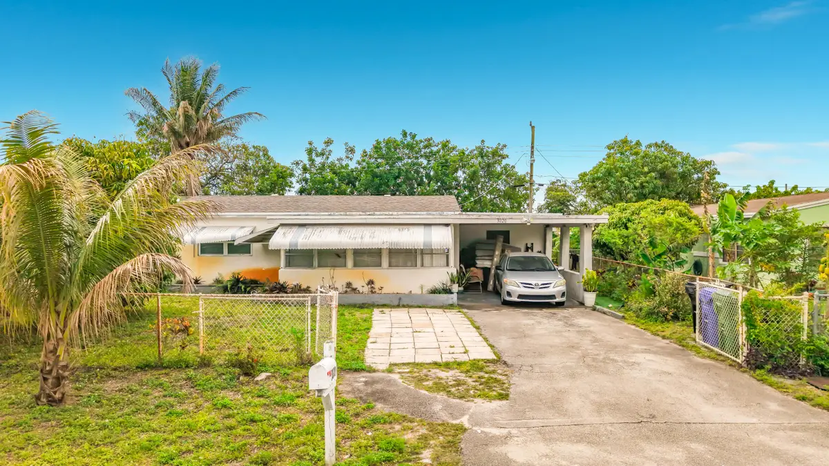 3020 NW 17th Street, Fort Lauderdale, FL 33311 - #1
