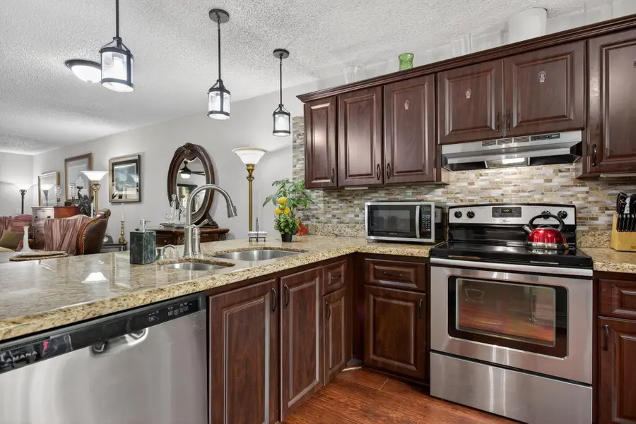2122 NE 44th Street, Lighthouse Point, FL 33064 - #3