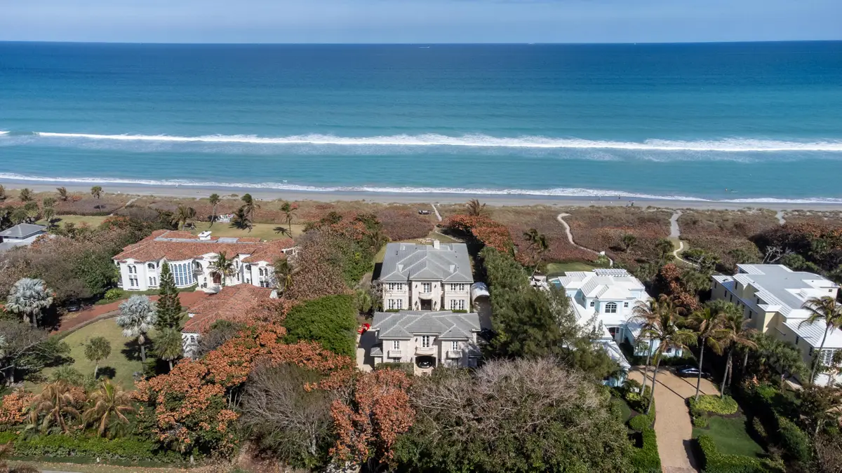 19 N Beach Road, Jupiter Island, FL 33455 - #1
