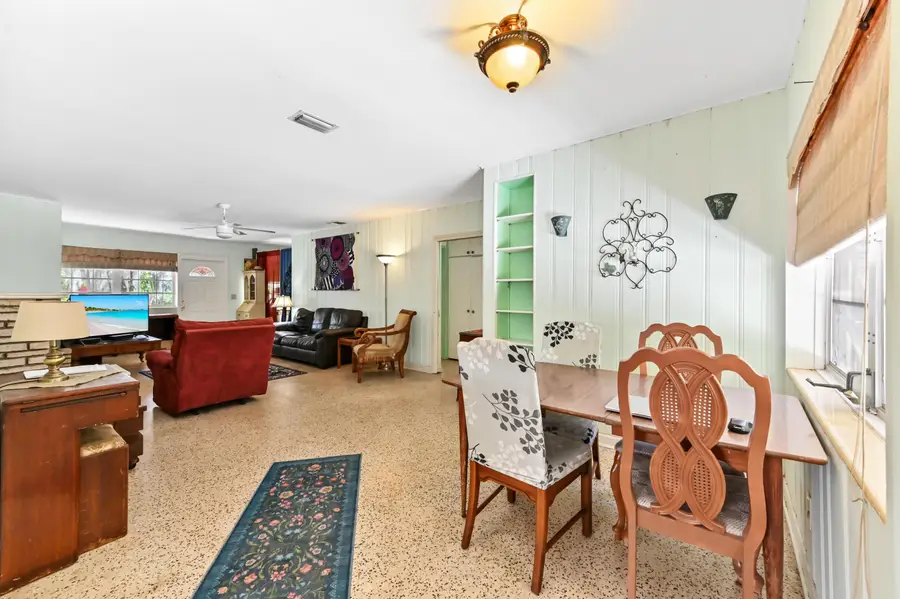 411 N Lakeside Drive, Lake Worth Beach, FL 33460 - #2