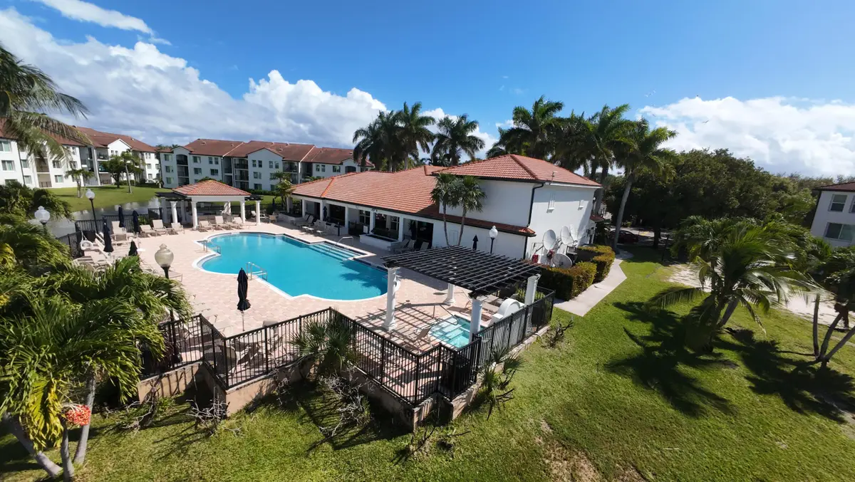 401 Villa Circle, Boynton Beach, FL 33435 - #1