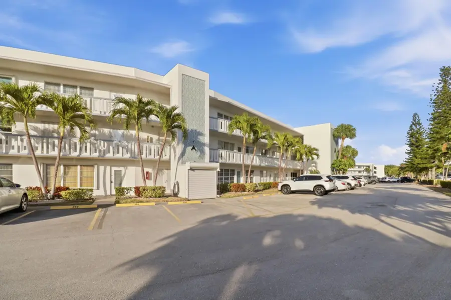 307 Wellington A, West Palm Beach, FL 33417 - #2