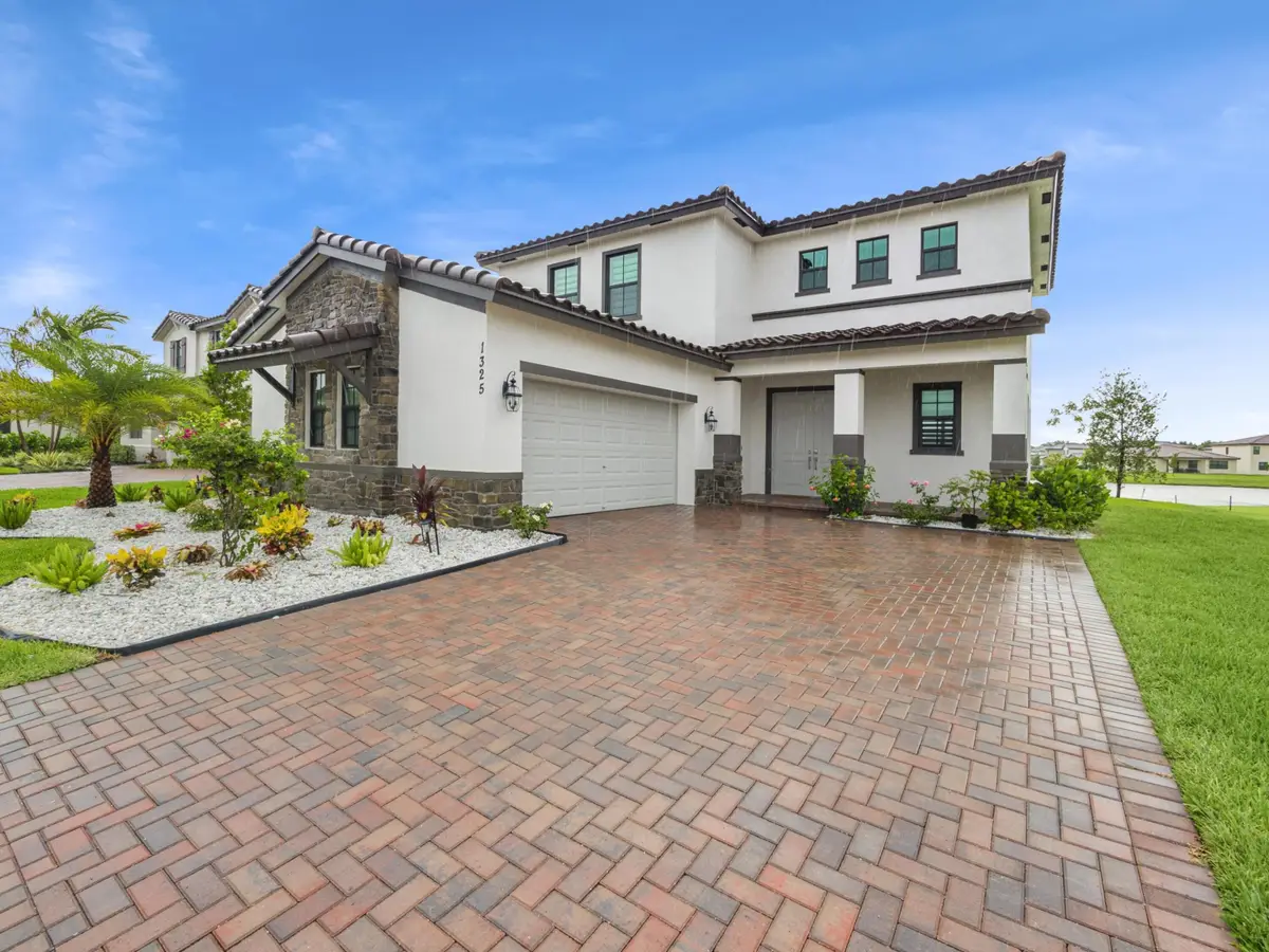 1325 Whitcombe Drive, Royal Palm Beach, FL 33411 - #1