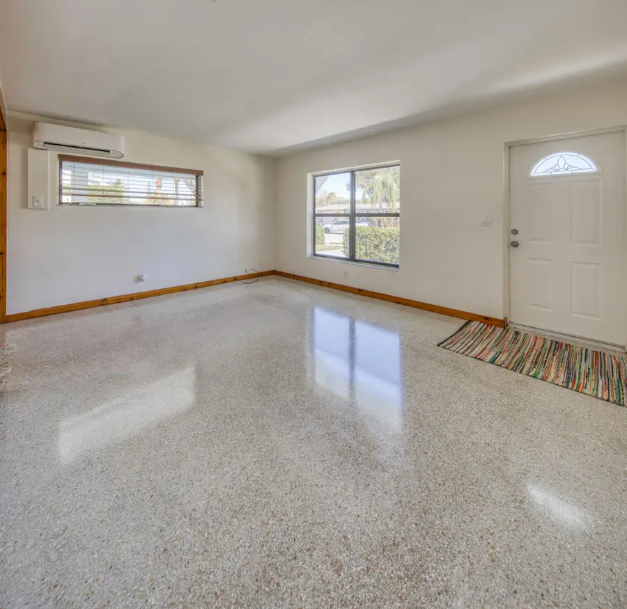 341 Pinewood Street, Lantana, FL 33462 - #2