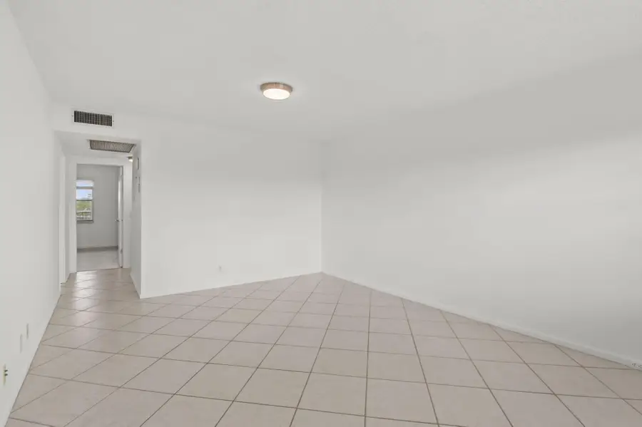 124 Preston C, Boca Raton, FL 33434 - #2