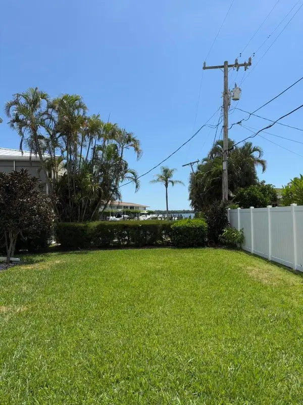118 Yacht Club Drive #1, North Palm Beach, FL 33408