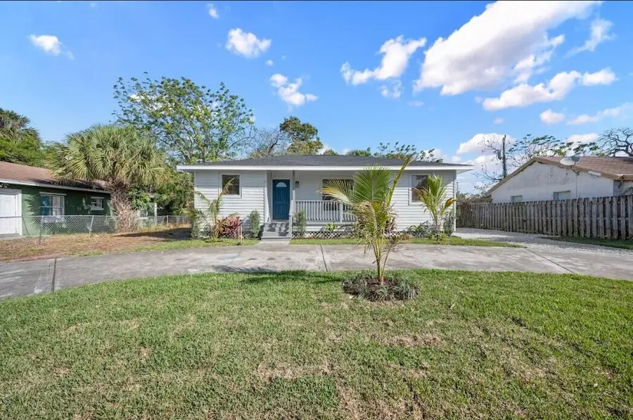 1244 W 25th Street, Riviera Beach, FL 33404 - #2