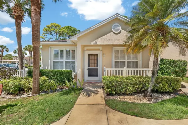 523 NW San Remo Circle, Port St Lucie, FL 34986