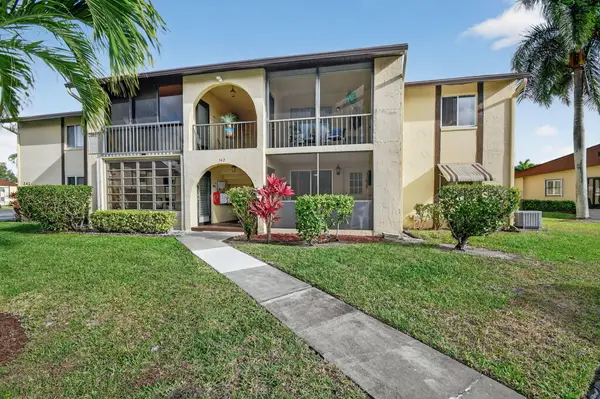 342 Pine Ridge Circle #D-1, ,, FL 33463