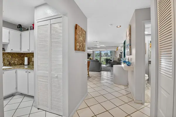 7 Southport Lane #B, Boynton Beach, FL 33436