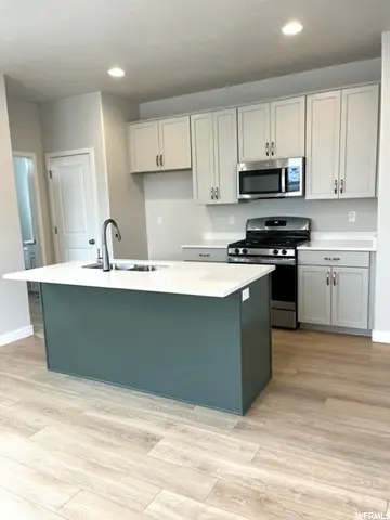 15079 S Reins Way #713, Bluffdale, UT 84065