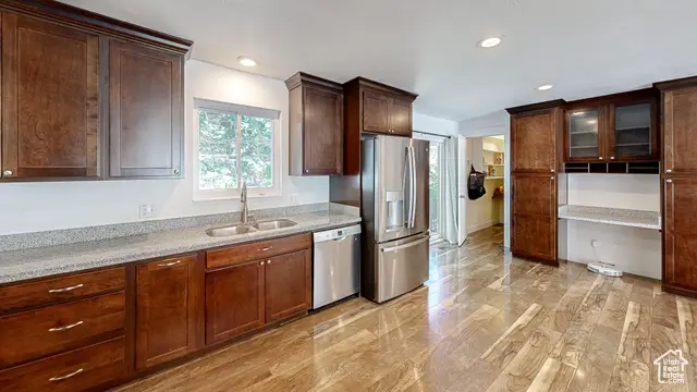 44 S Astor Ln, Elk Ridge, UT 84651 - Image #3