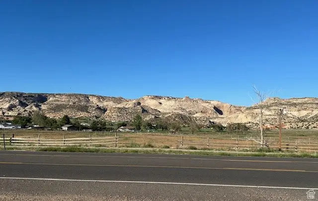 355 E Utah State Hwy 12, Escalante, UT 84726 - Image #2