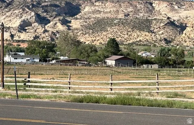 355 E Utah State Hwy 12, Escalante, UT 84726 - Image #3