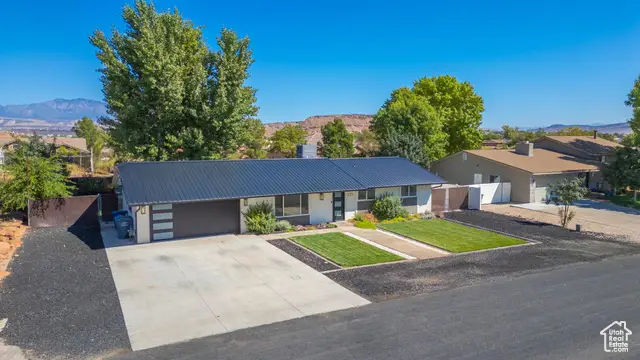 1135 E Redwood Tree St, Saint George, UT 84790 - #3