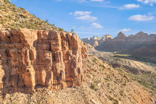 Parunuweap Cir #19, Springdale, UT 84767