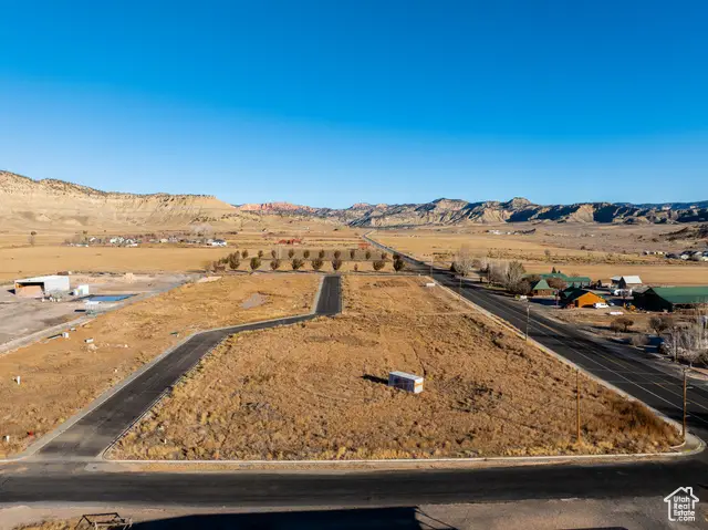 220 N 50 W, Tropic, UT 84776 - Image #2