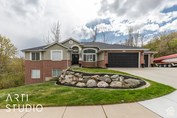 1907 N Bridge Ct, Layton, UT 84040