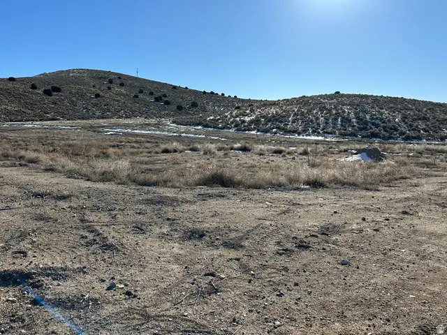 2026 E Jake Ryan Cir #111, Eagle Mountain, UT 84005 - #2