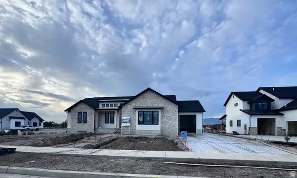 1627 W Boxwood Dr #110, Lehi, UT 84043