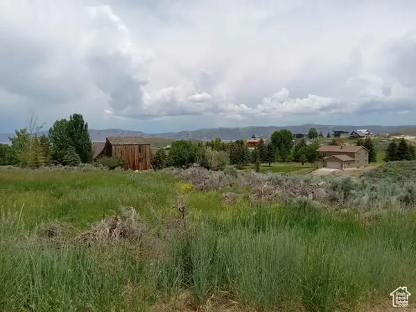 2658 S Wedge Cir #100, Pickleville, UT 84028