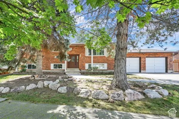 1705 W 4575 S, Roy, UT 84067