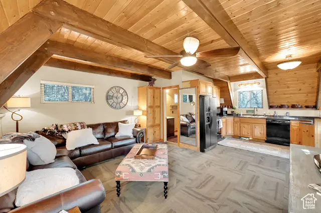 1912 W Upper Canyonn Dr N #160, Midway, UT 84049 - Image #2