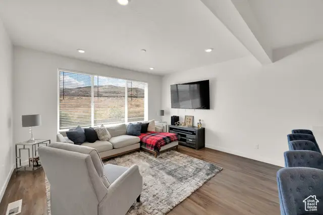 3721 W Soft Whisper Way, Herriman, UT 84096 - Image #2