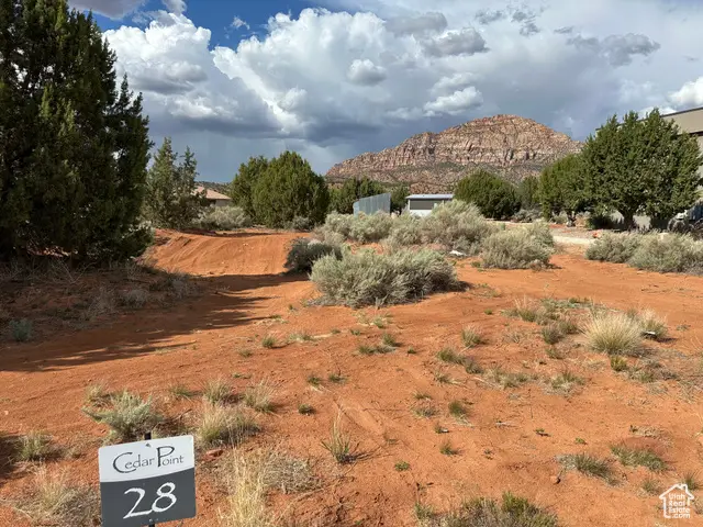 1131 E Red Sage Dr, Apple Valley, UT 84737 - Image #2