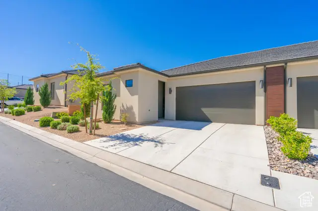 1137 W Grayson Dr, Saint George, UT 84790 - Image #2