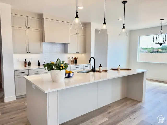 525 N 3380 W #16, Hurricane, UT 84737 - Image #3