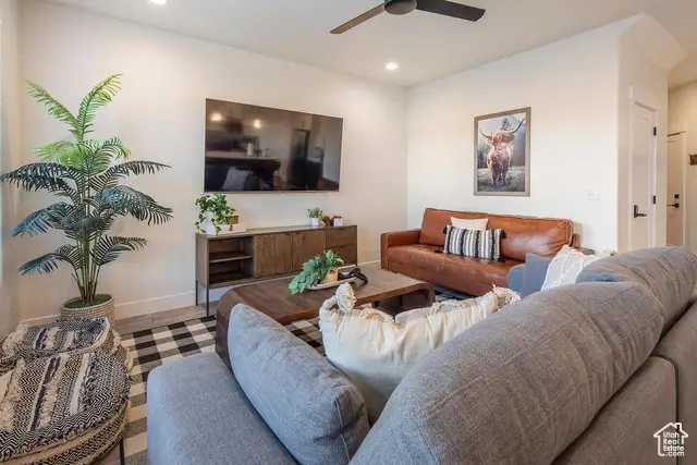 1377 E Vista Roja Pl, Washington, UT 84780 - Image #1