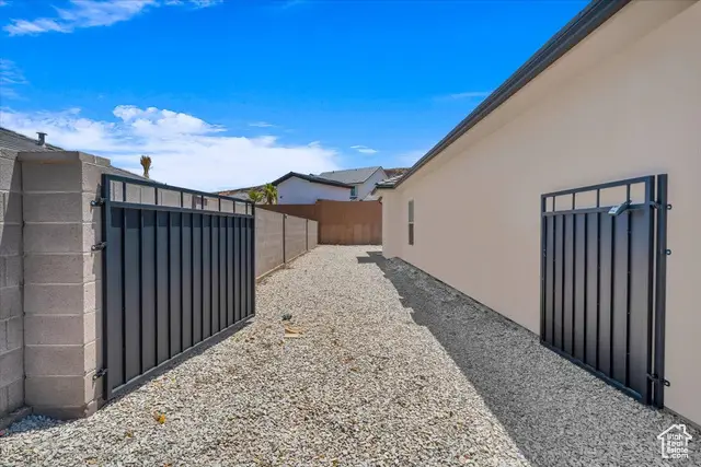 3385 S Marblewood Dr, Saint George, UT 84790 - Image #3