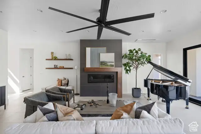 1952 W Cedar Breaks Dr W, Hurricane, UT 84737 - Image #2