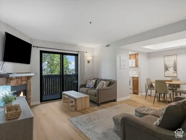 6821 N 2200 W #11J, Park City, UT 84098 - Image #3