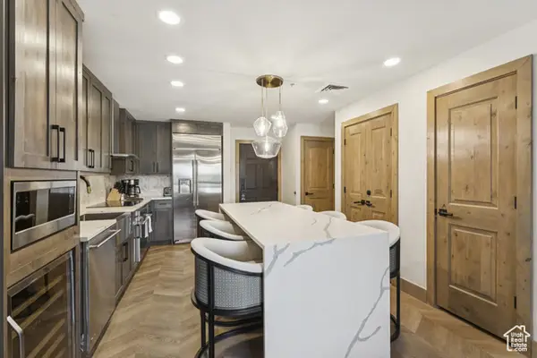 3000 Canyon Resort Dr #3303A, Park City, UT 84098