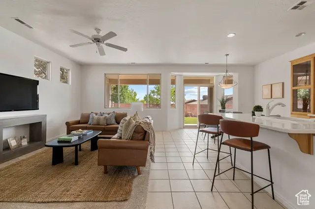 3414 E Willow Springs Dr, Washington, UT 84780 - Image #1