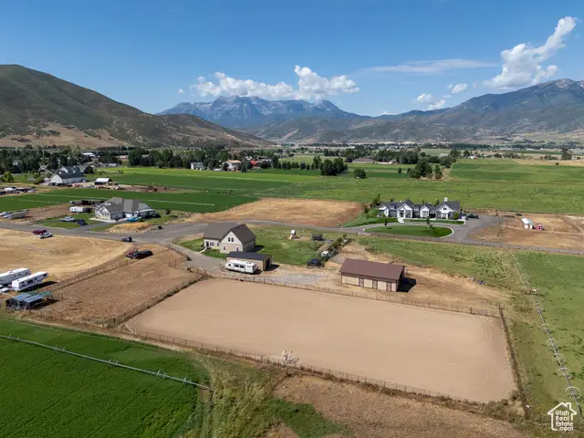 364 W 3000 S, Daniel, UT 84032 - #1