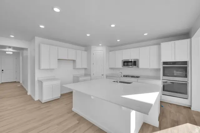 8645 N Halloran Ct #1323, Lake Point, UT 84074 - Image #3