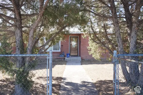 176 E 400 S, Vernal, UT 84078