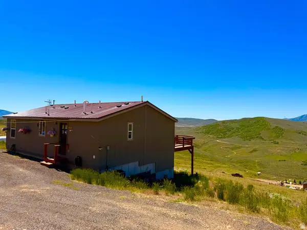4328 Oakview Dr, Coalville, UT 84017