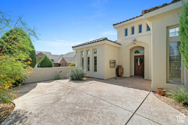 2032 E Circle Ridge Dr Dr, Saint George, UT 84790 - Image #1